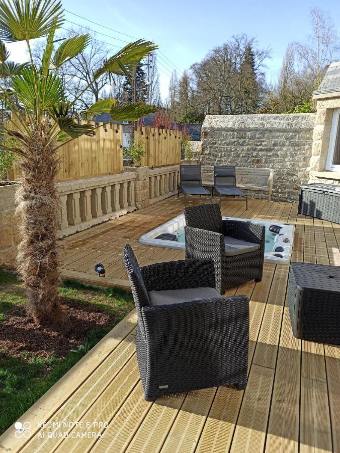 Luxueuse Villa au pied du château Dinan Exterior foto