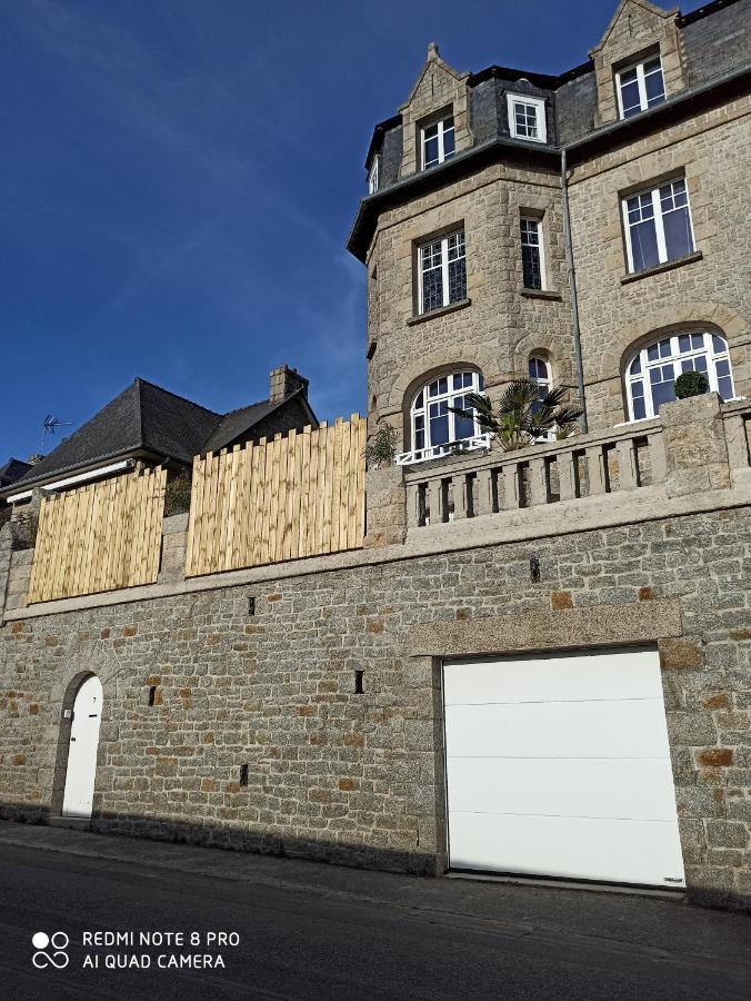 Luxueuse Villa au pied du château Dinan Exterior foto